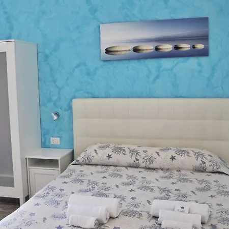 Alojamento de Acomodação e Pequeno-almoço Borgo Marino 3*